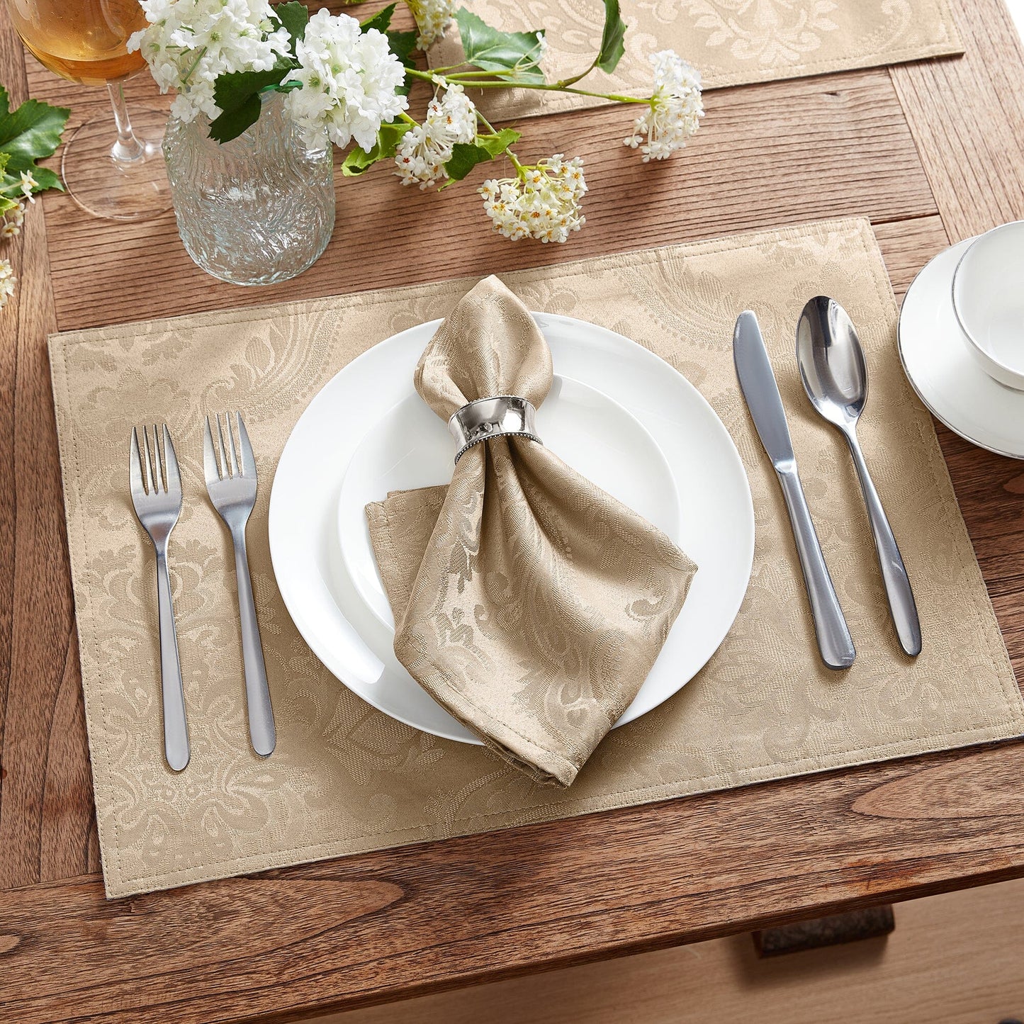 Caiden Elegance Damask - Manteles individuales resistentes al agua y a las manchas, juego de 4