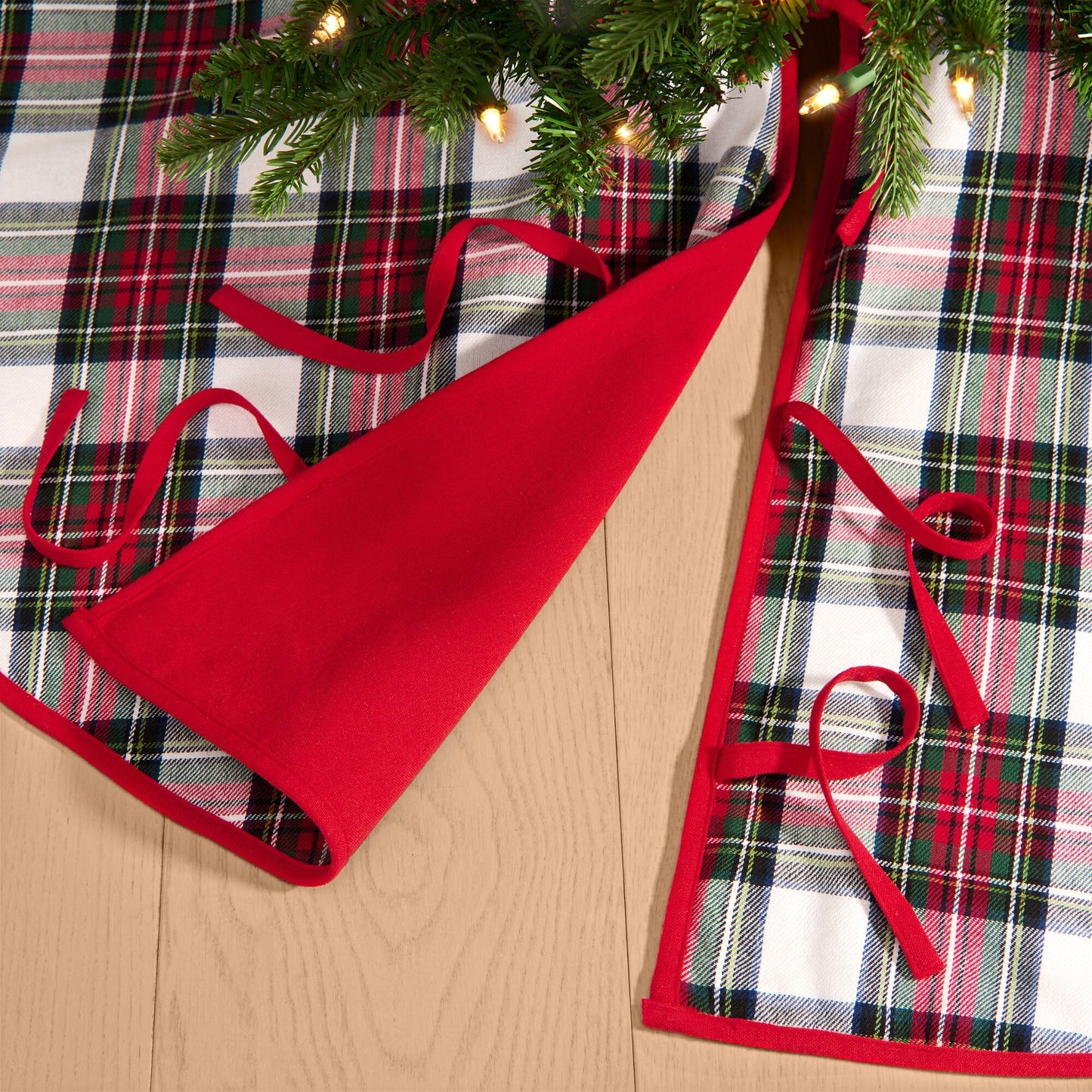 Christmas Classic Holiday Plaid Tree Skirt