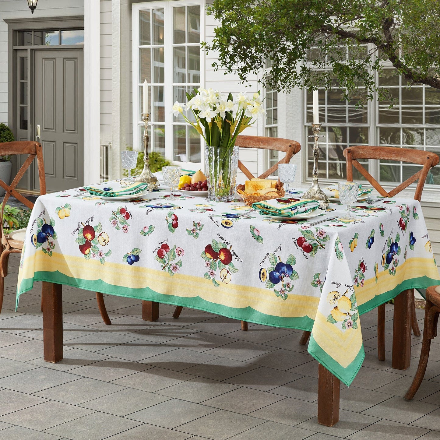 Mantel Villeroy & Boch French Garden Fleurence resistente a las manchas y al agua