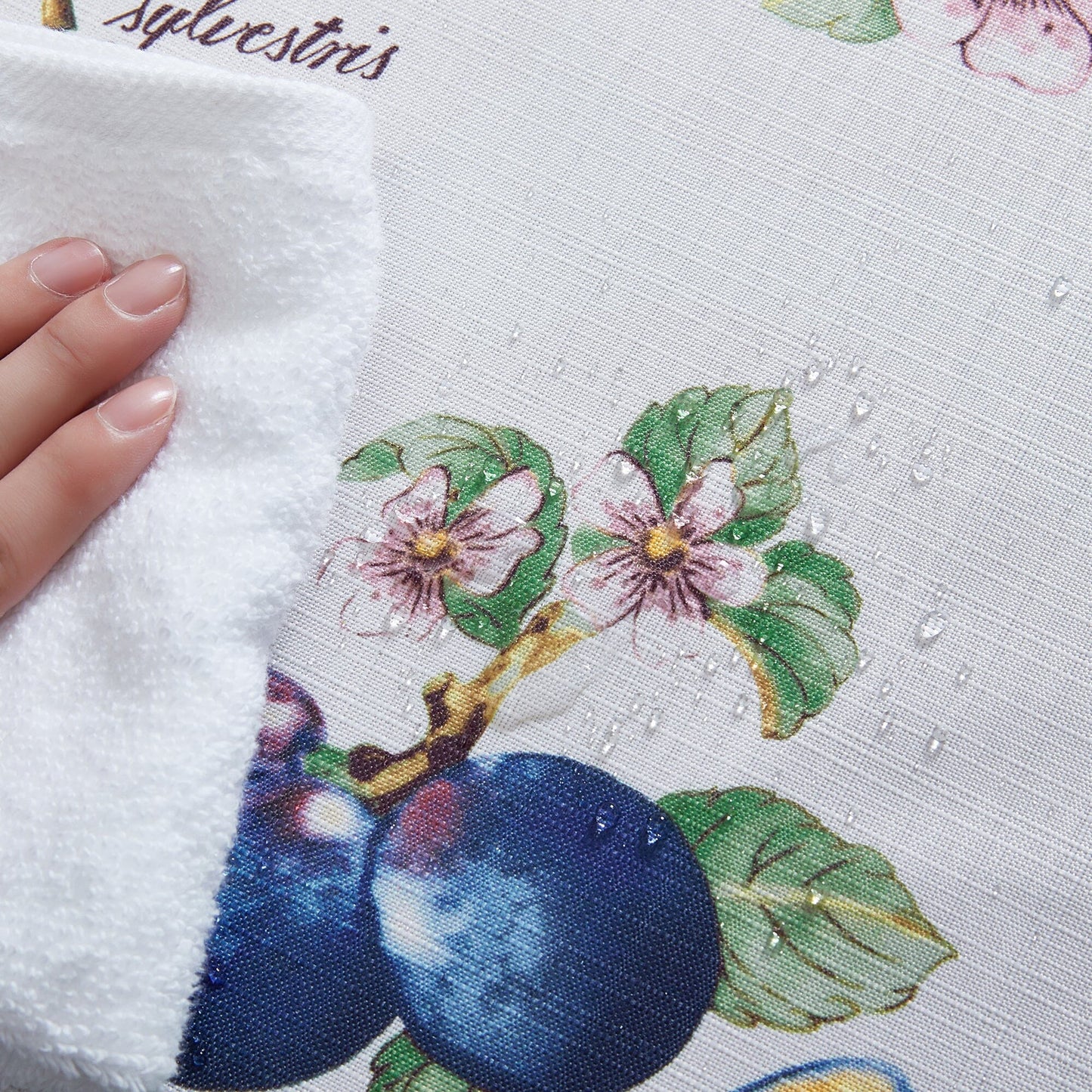 Mantel Villeroy & Boch French Garden Fleurence resistente a las manchas y al agua