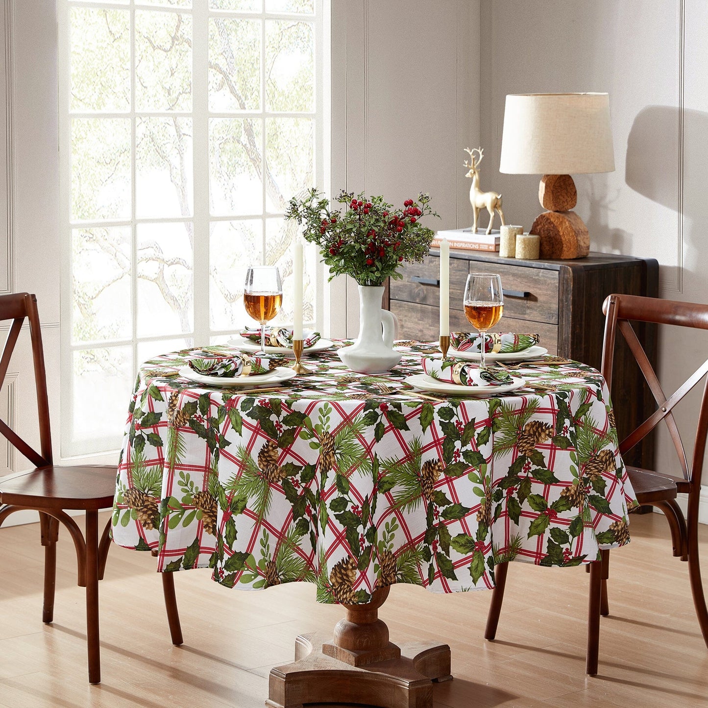 Pinecone Plaid Holiday Fabric Tablecloth