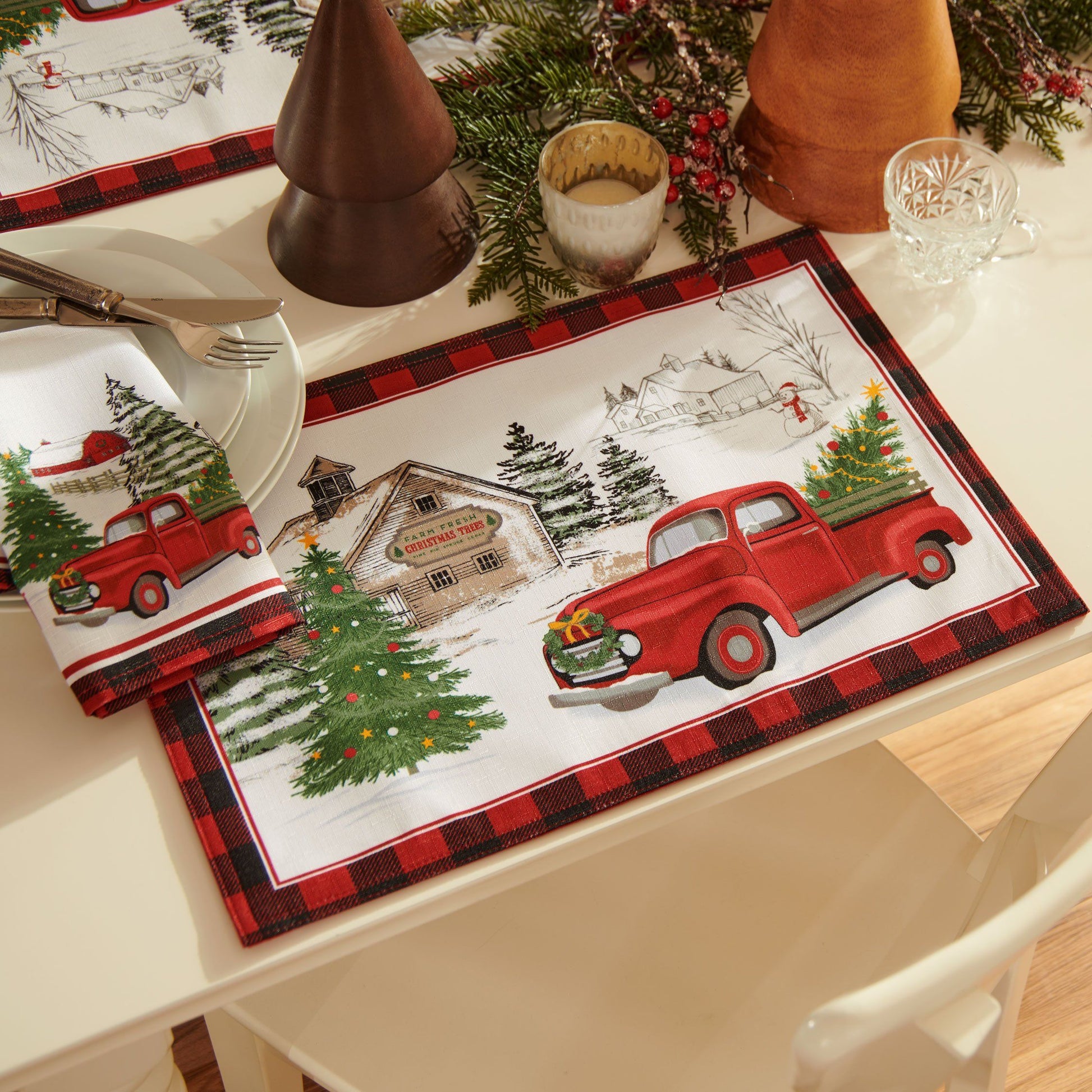 Vintage Christmas Tree Farm Holiday Napkin, Set of 4-Elrene Home Fashions