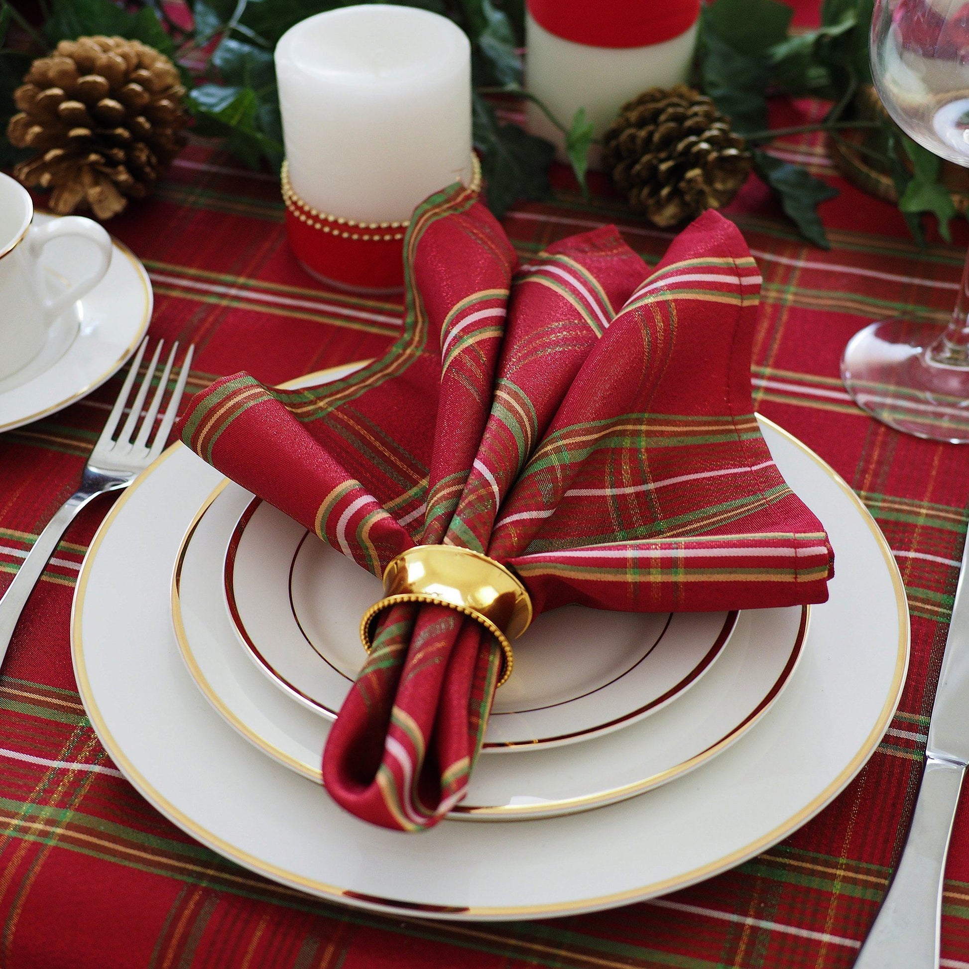 set of 4 plaid napkins