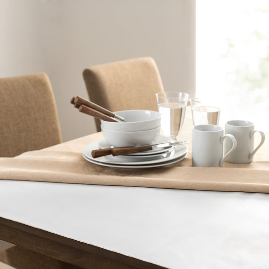 Protector de mesa acolchado con relieve de vinilo y respaldo de franela, cortado a la medida