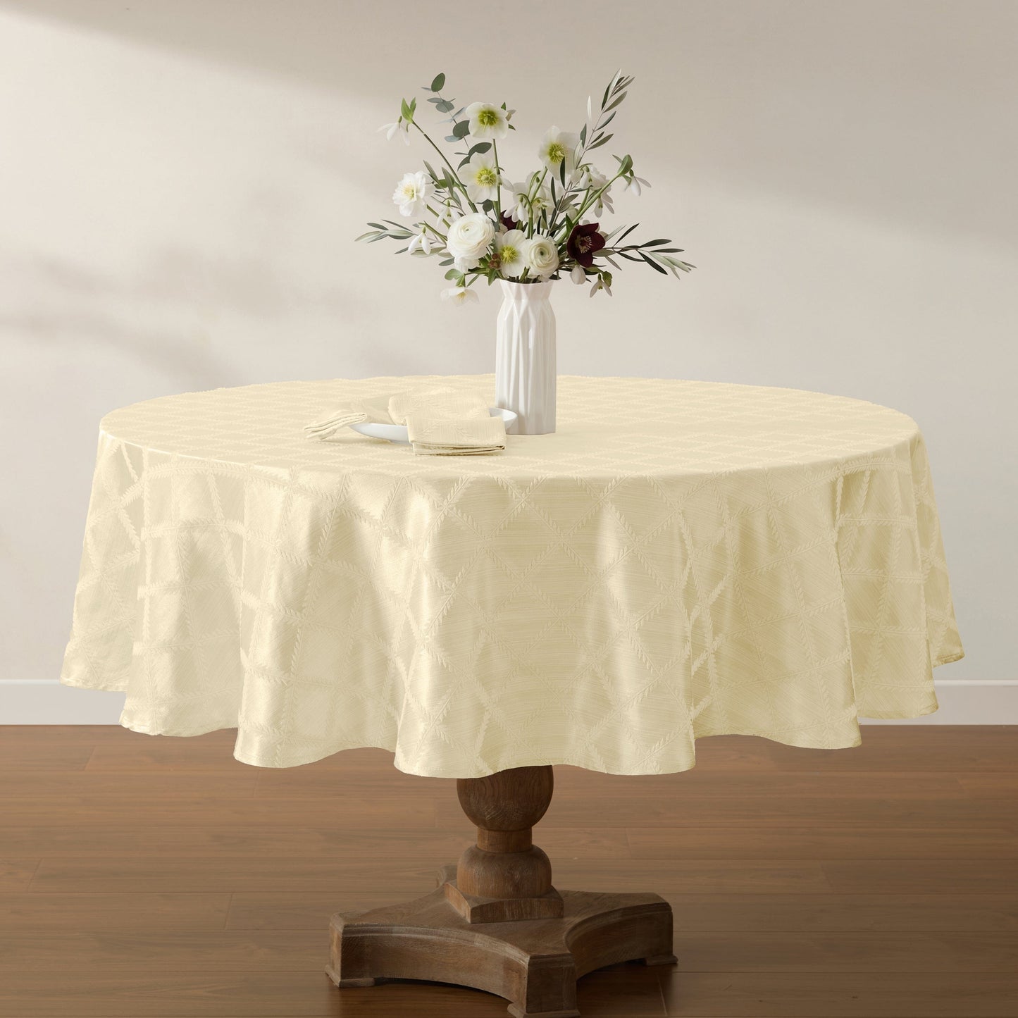 Lenox Laurel Leaf Tablecloth