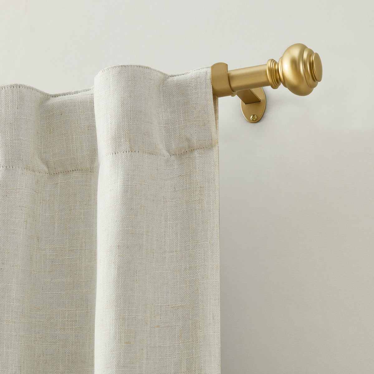 Lenox Manor 1” Single Curtain Rod with Rounded Globe Finial Design
