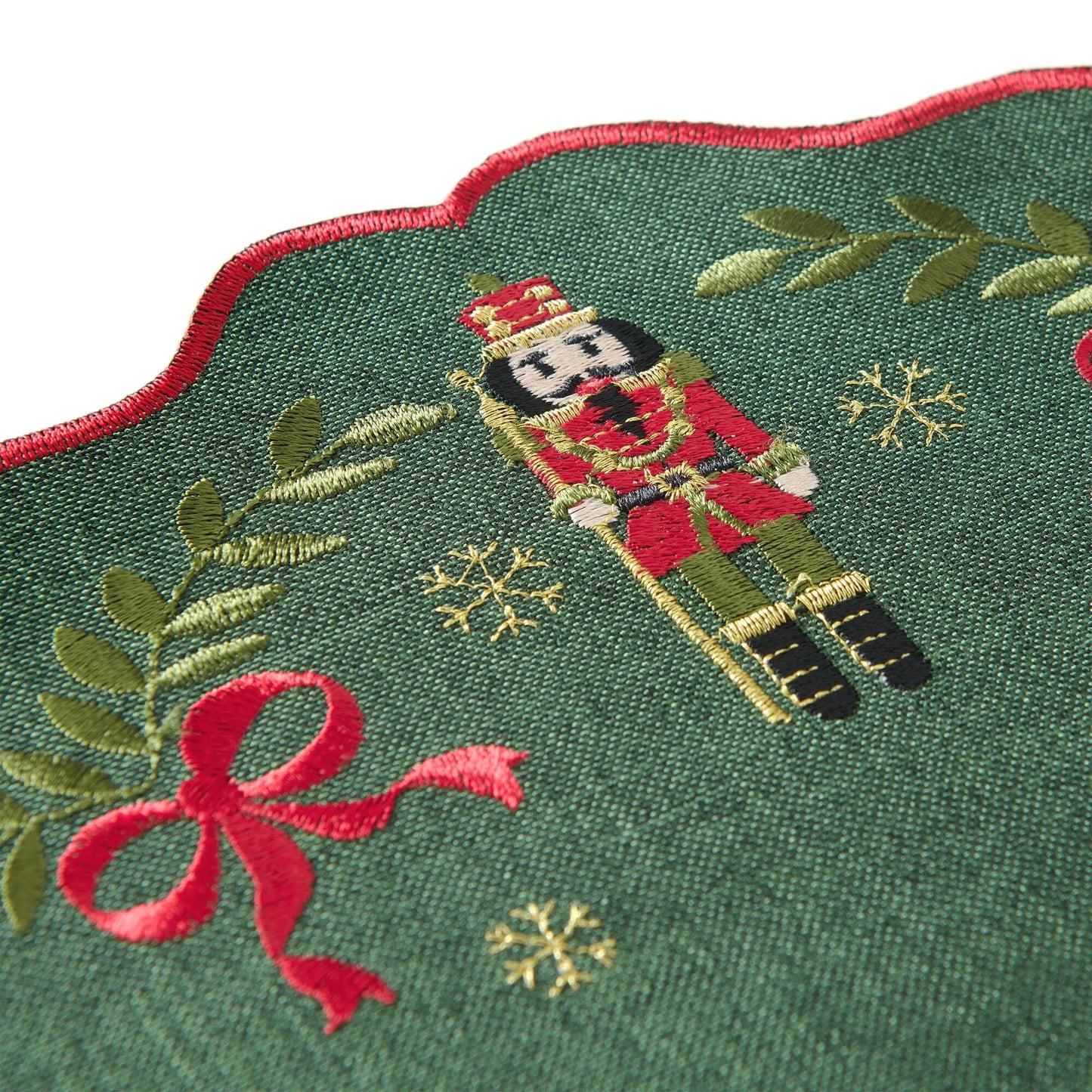 Villeroy & Boch Nutcracker Noel Round Placemats, Set of 4