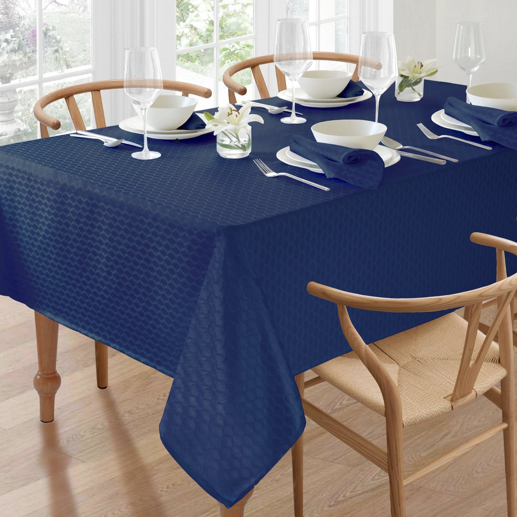 Lenox Olivia Tablecloth – Threadmade Home