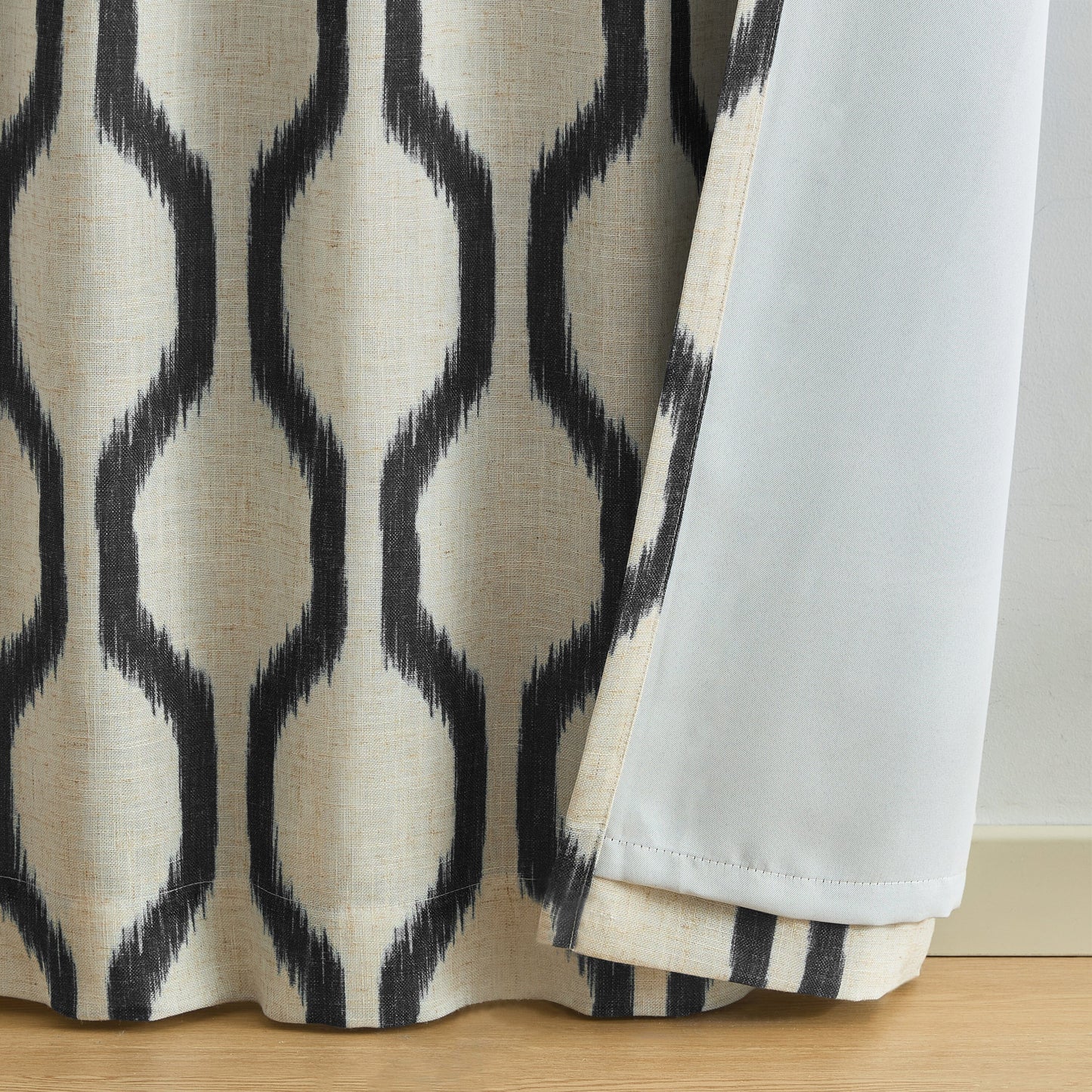 Renzo Rod Pocket Back Tab Window Curtain
