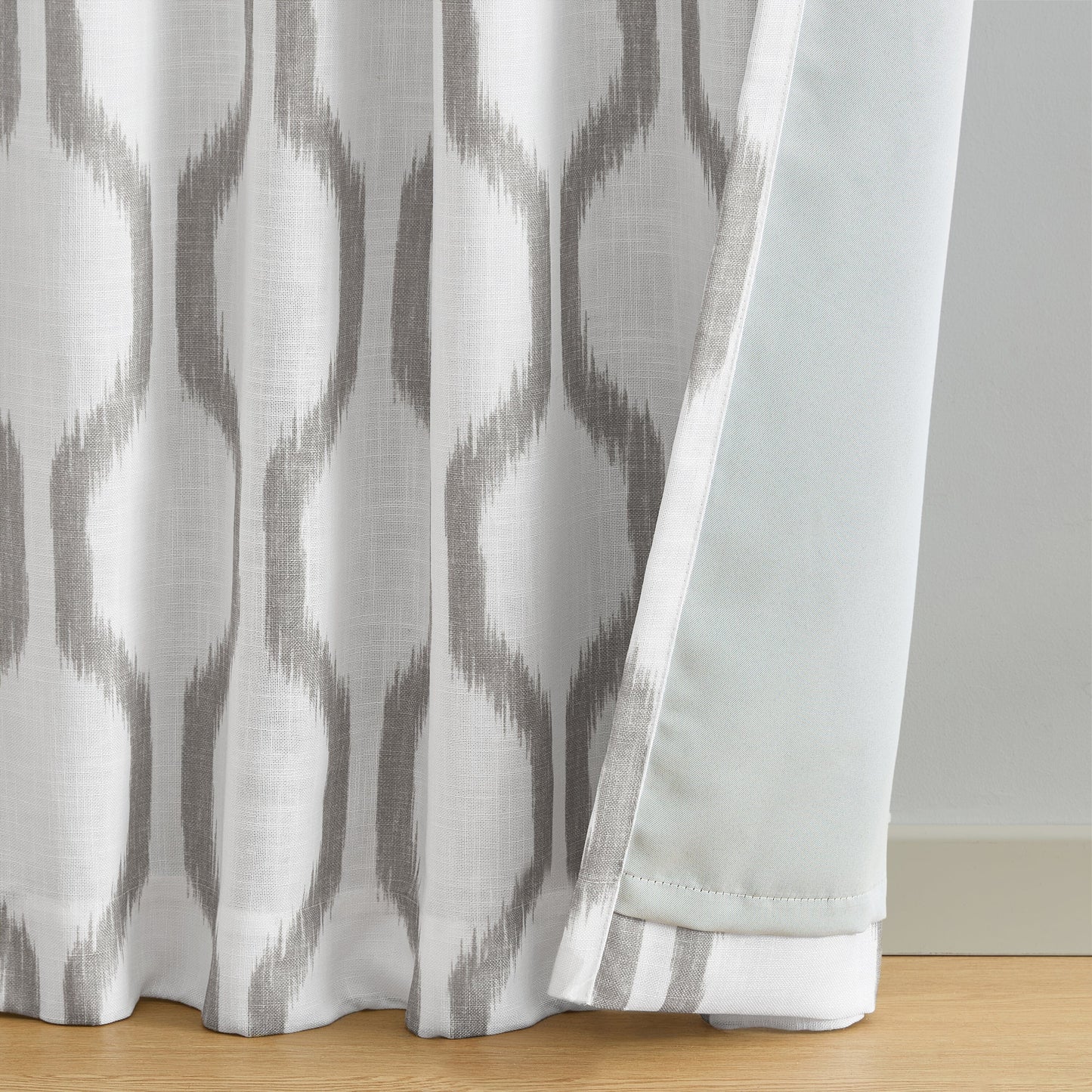 Renzo Rod Pocket Back Tab Window Curtain