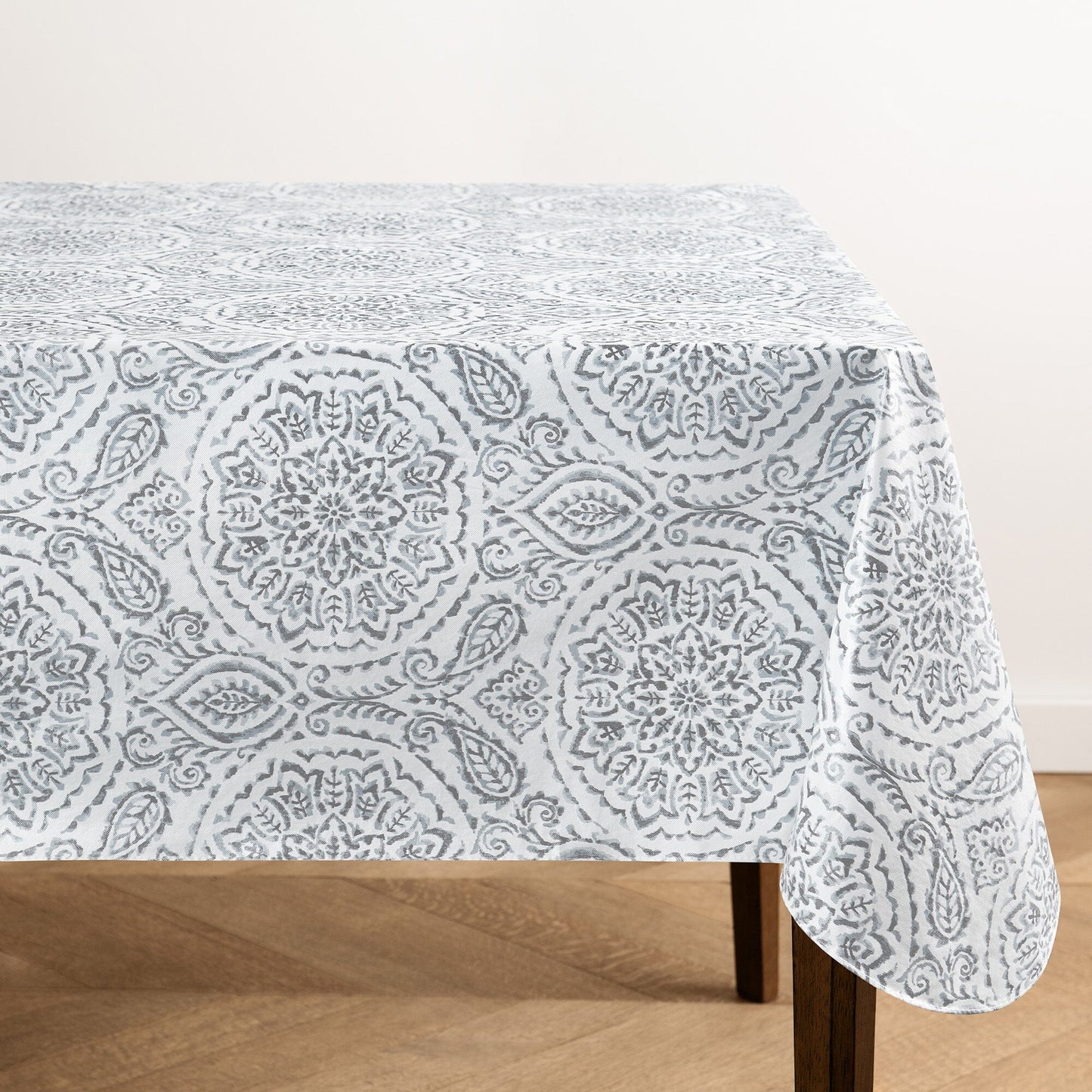 Savannah Boho Paisley Printed Vinyl Indoor/Outdoor Tablecloth