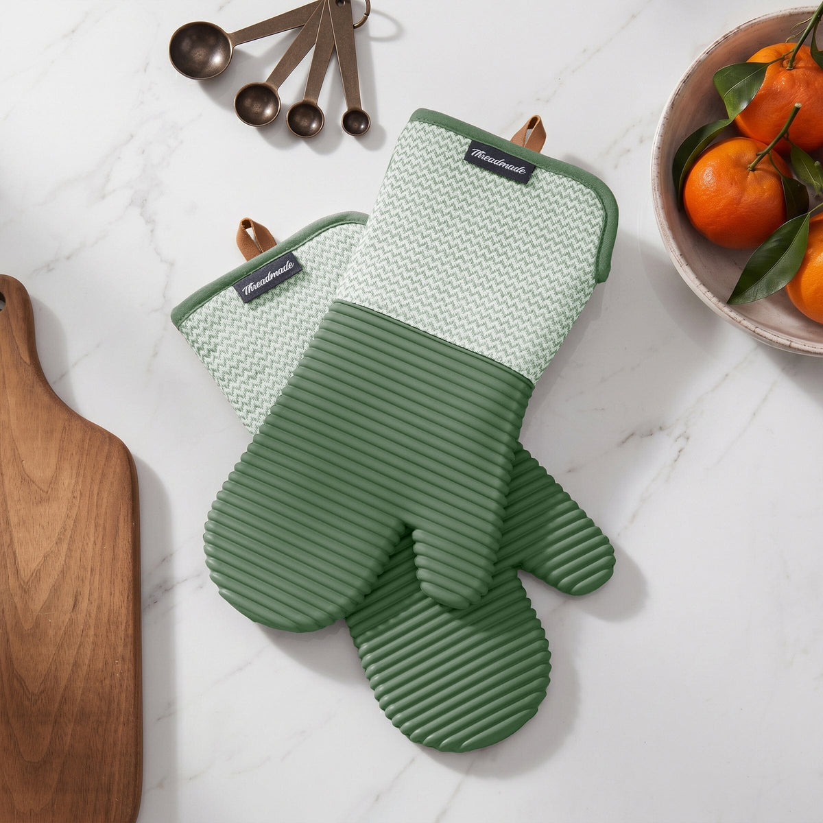 Sirena Chevron Heat-Resistant Ribbed Silicone Grip Oven Mitts, Set of 2