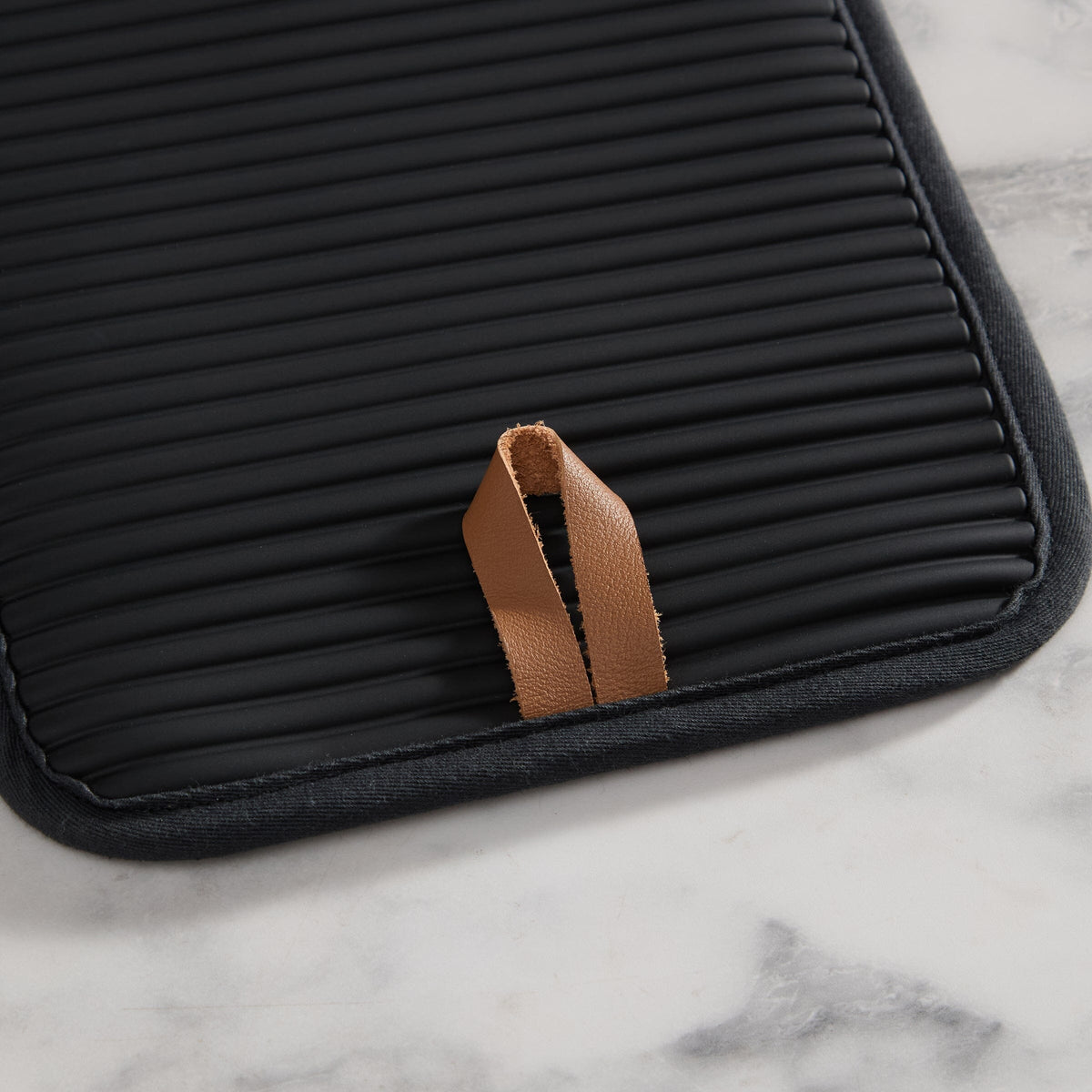 Sirena Chevron Heat-Resistant Ribbed Silicone Grip Pot Holders, Set of 2